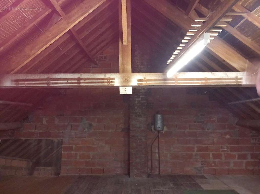 Maison à BRUAY-LA-BUISSIERE