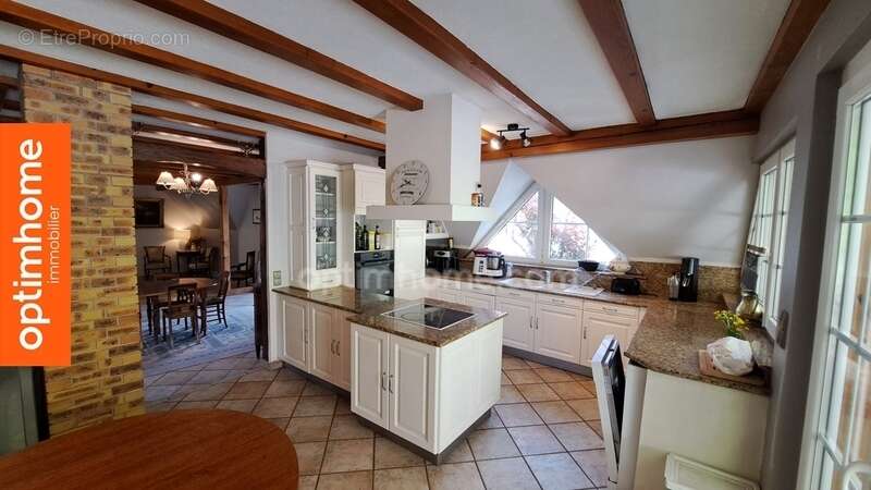 Maison Alsacienne 230m² 7 pièces OBERBRONN (67) - photo 4