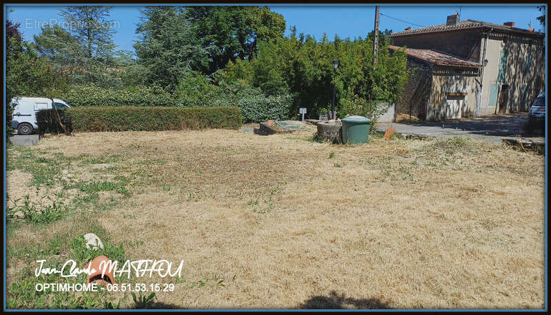 A vendre Maison d'environ 71 m2 à rénover avec terrain séparé d'environ 202 m2 - photo 6