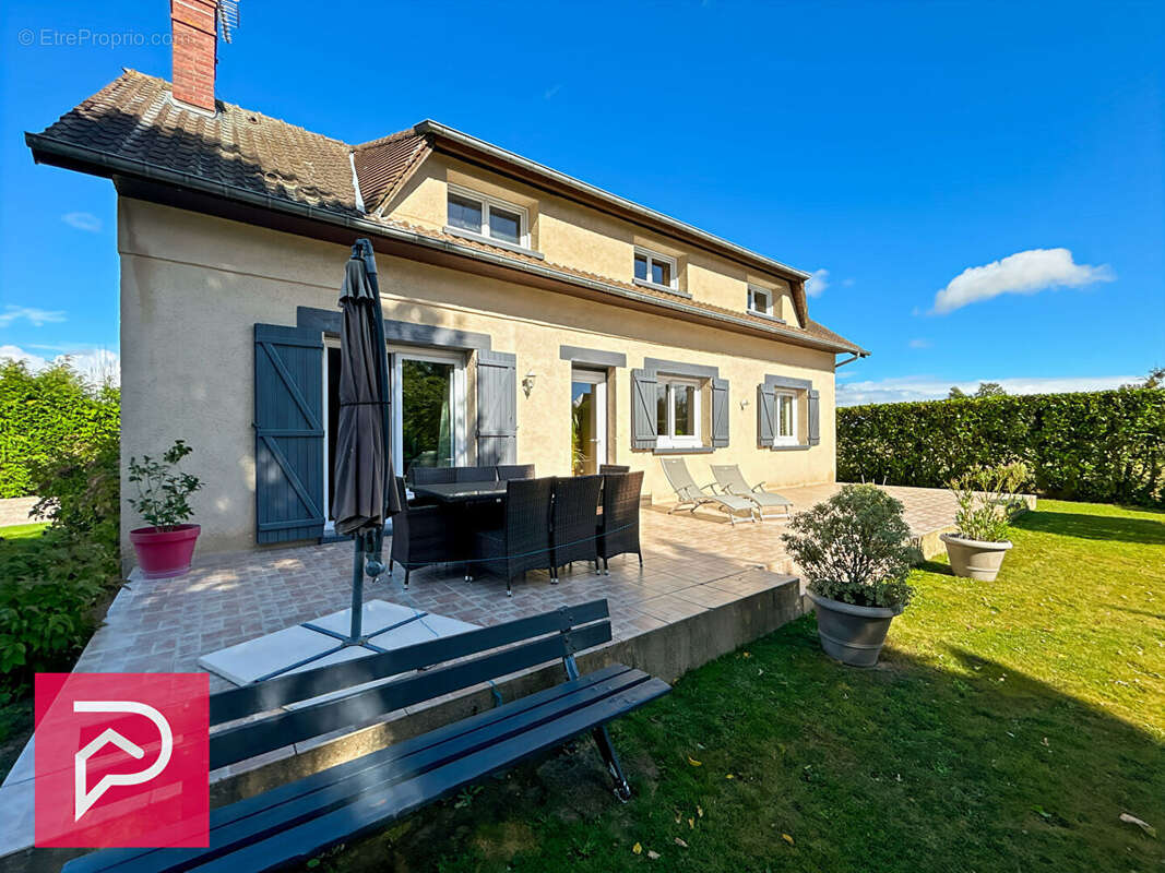 Maison à BERNAY
