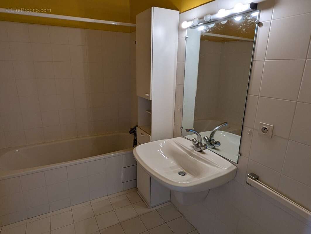Mas d'azil, 225 m² habitable sur 2 ha - photo 8