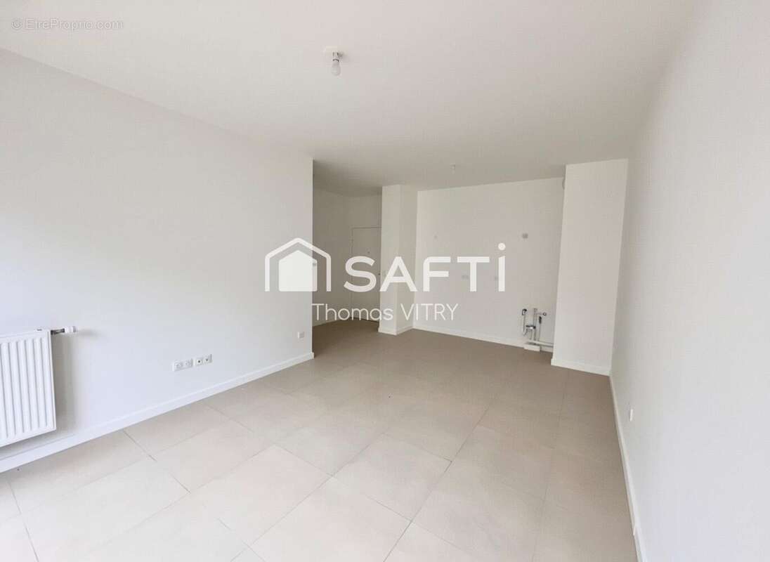 Photo 3 - Appartement à VILLEMOMBLE