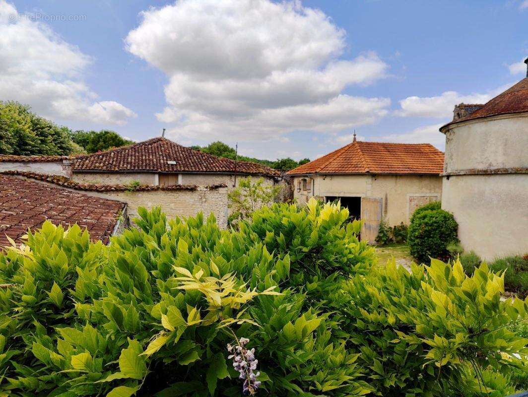 Maison à MAZERAY
