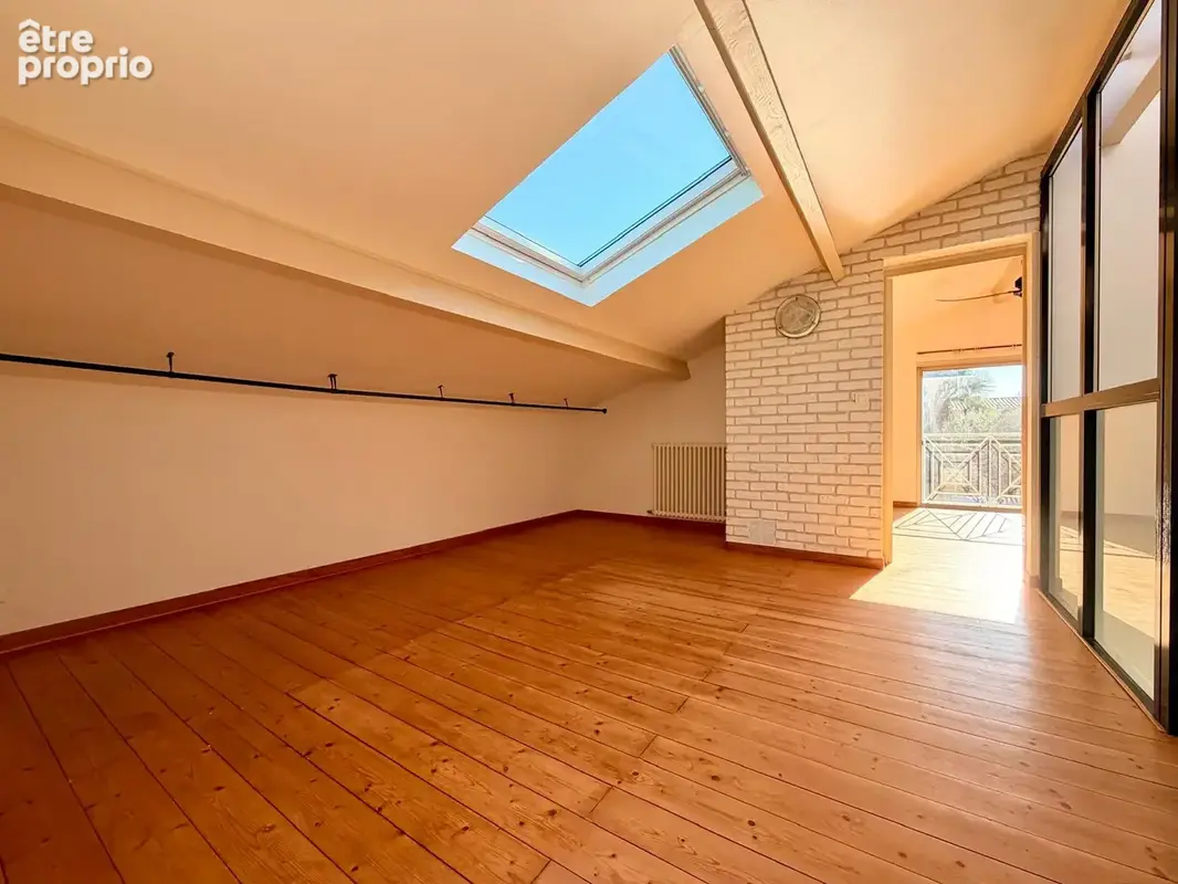 Pérols   villa  atypique t5 de 169m2 au sol avec piscine, jardin et garage - photo 20