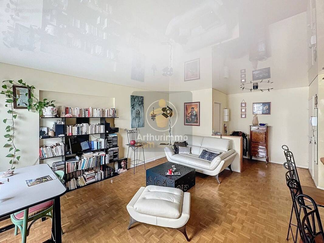 Appartement à MAISONS-ALFORT