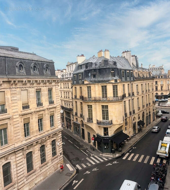 Charmant appartement parisien à Paris 1er ! - photo 2