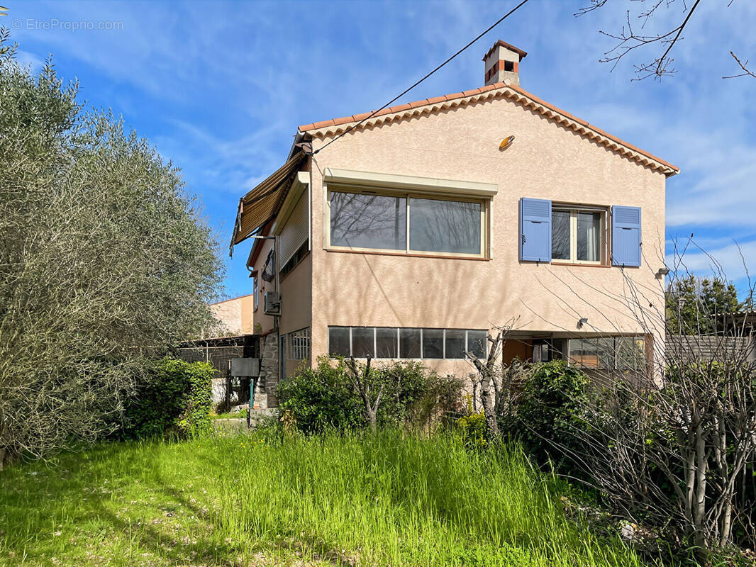 Maison à MOUANS-SARTOUX