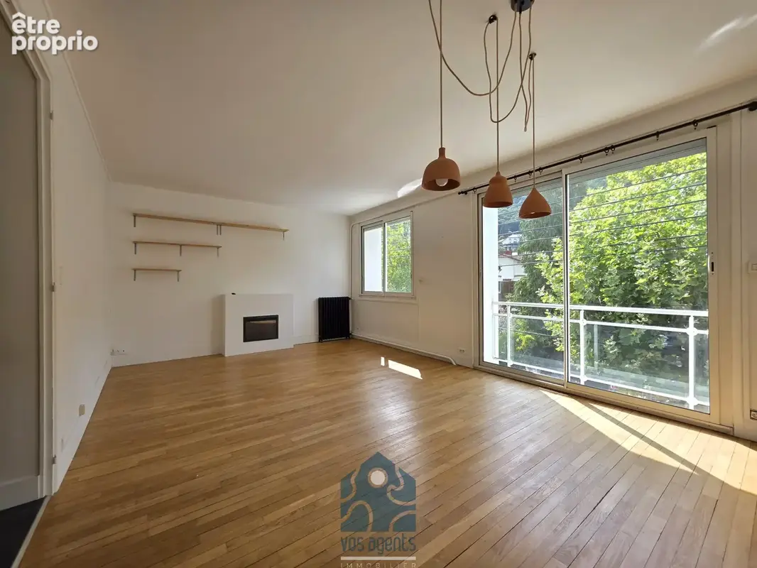 Appartement T4 avec garage, parking, local bureau, cave et jardin commun - photo 4
