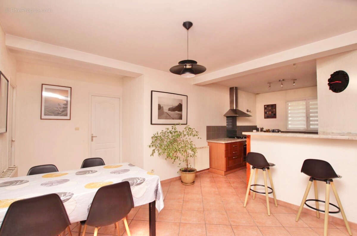 Maison à MIONS