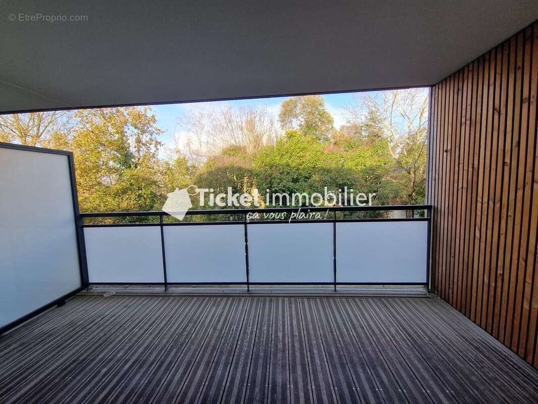 Appartement à MONDONVILLE