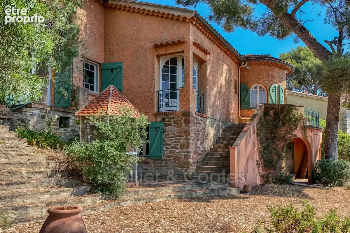 Maison 172 m² à Le Lavandou  - photo 5