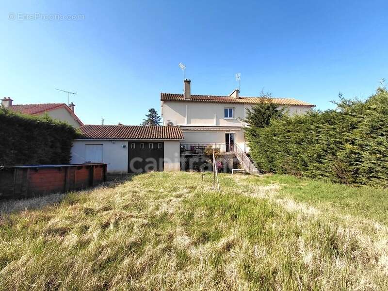 Maison à CHAUVIGNY