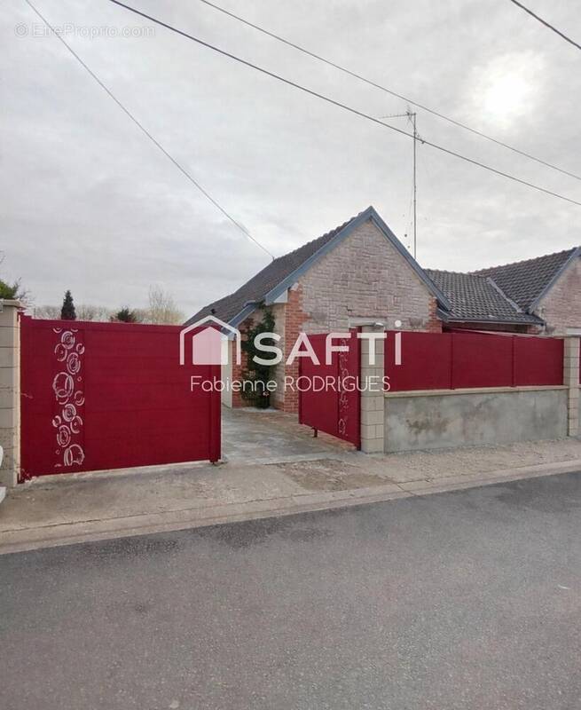 Photo 1 - Maison à BUSIGNY