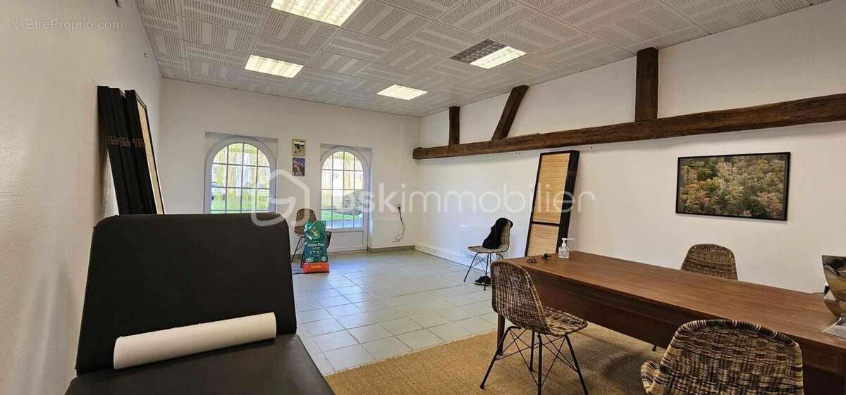 Appartement à SAINS-EN-AMIENOIS