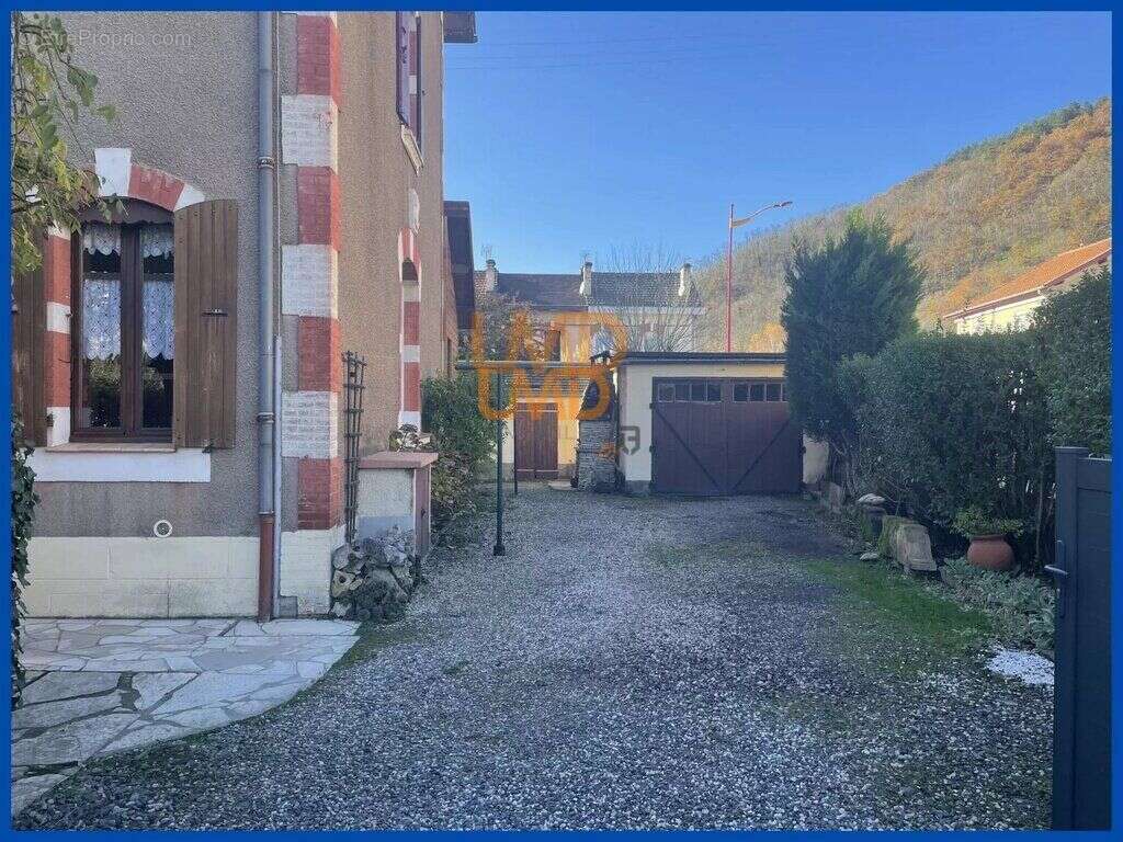 Maison à VIVIEZ