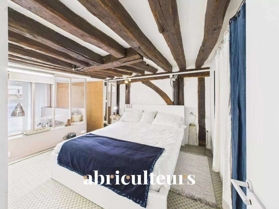 Appartement à PARIS-5E