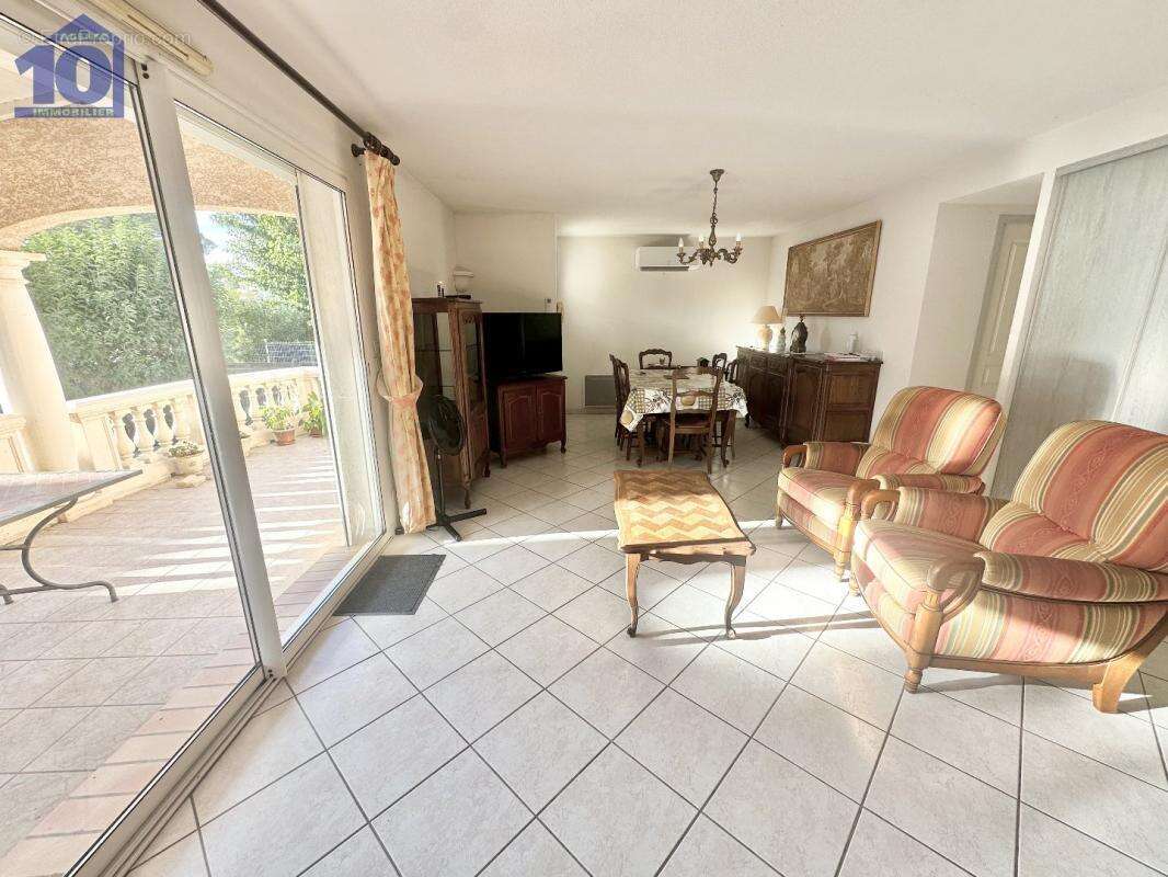 Maison à VALRAS-PLAGE