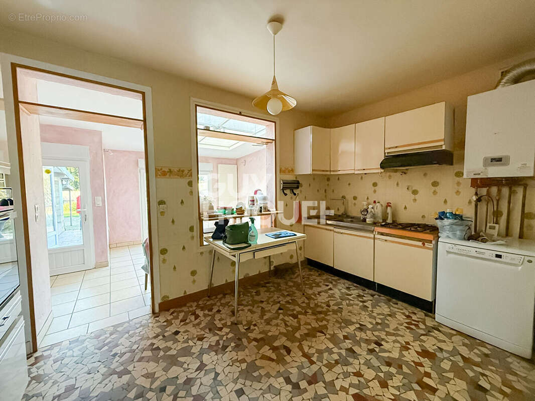 Maison à MAY-SUR-ORNE