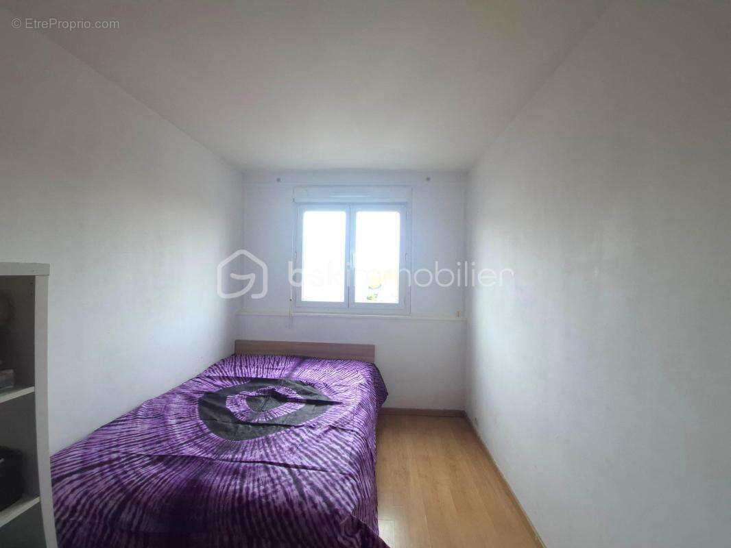 Appartement à SAINTE-GENEVIEVE-DES-BOIS