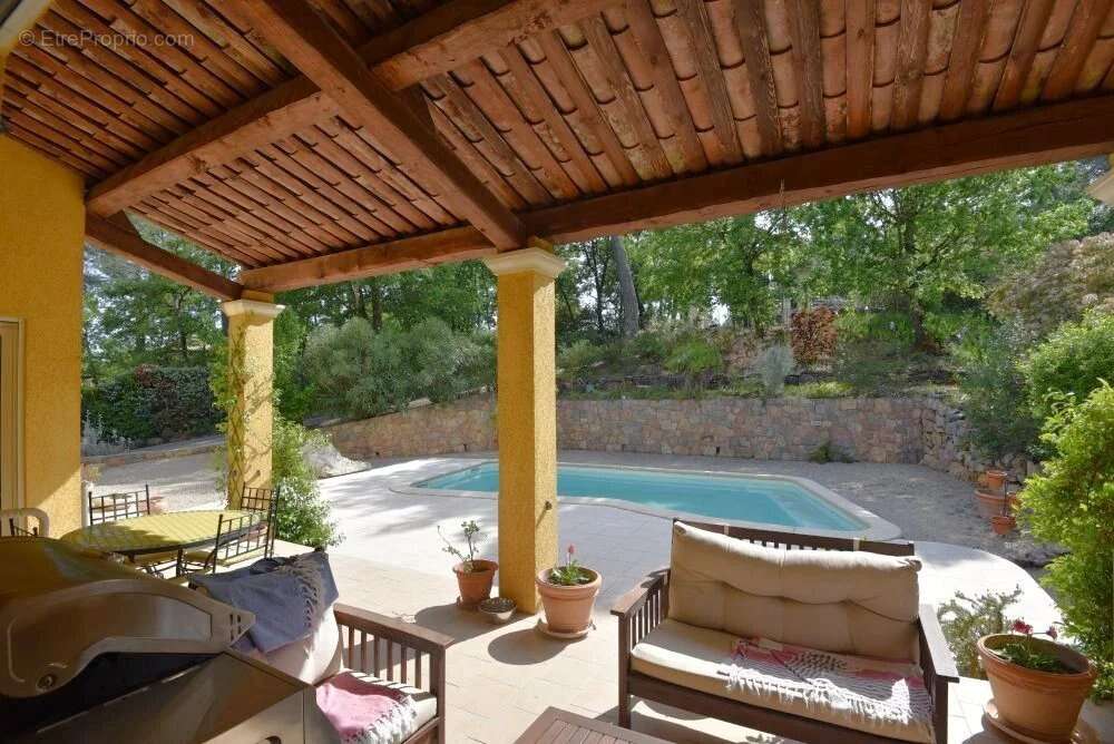 Maison à FAYENCE