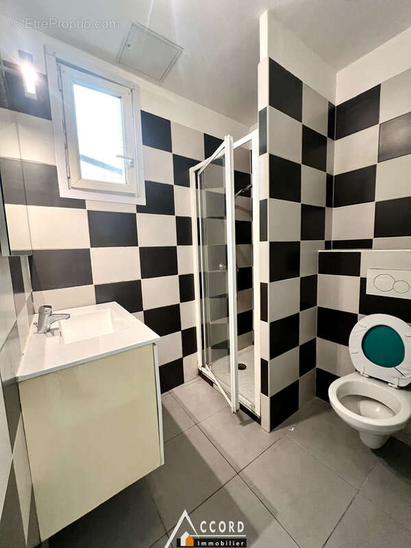 Appartement à SARTROUVILLE