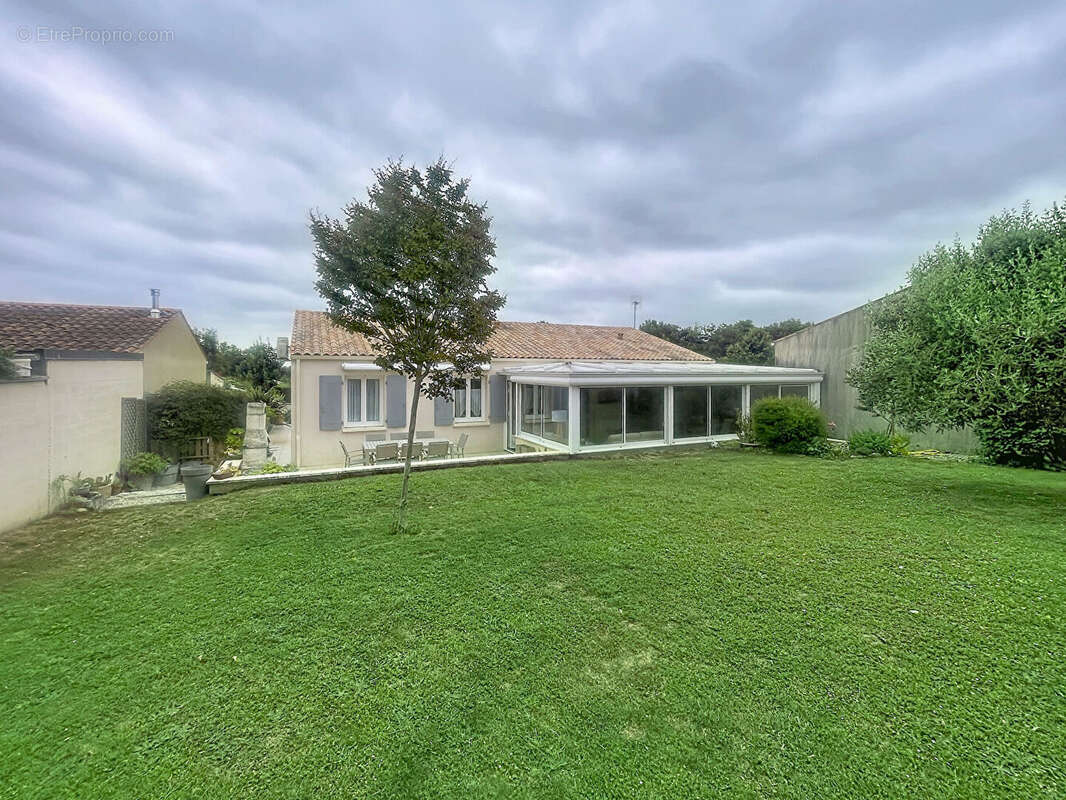 Maison 143 m² 3 chambres, bureau - photo 10