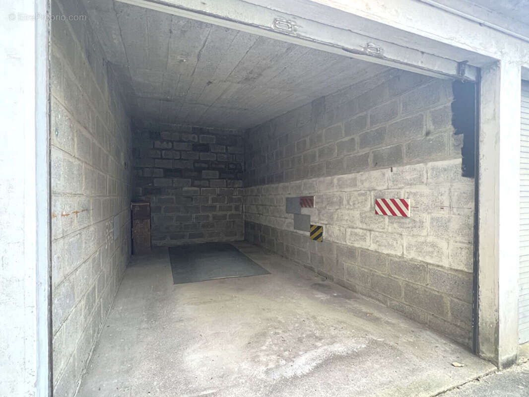 Parking à ASNIERES-SUR-SEINE