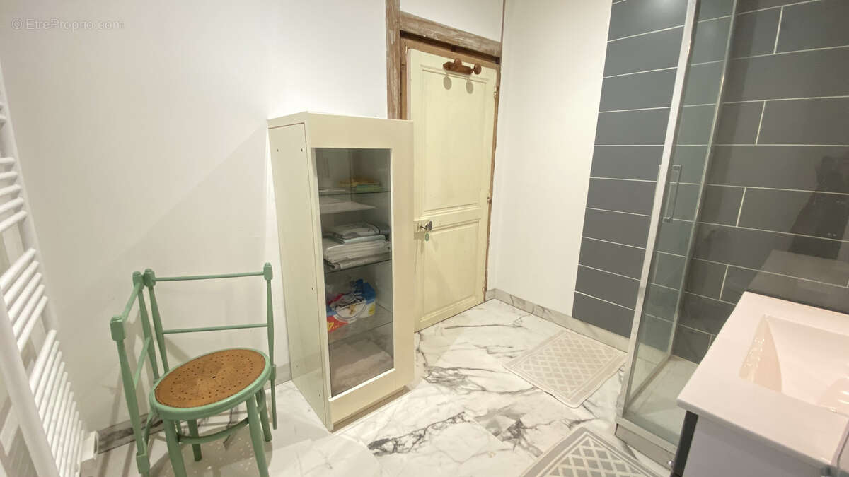 Maison à BOUTENAC-TOUVENT