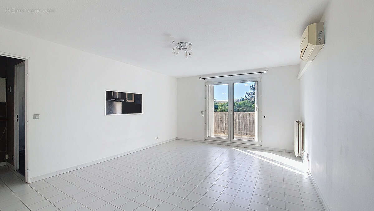 Appartement à NIMES