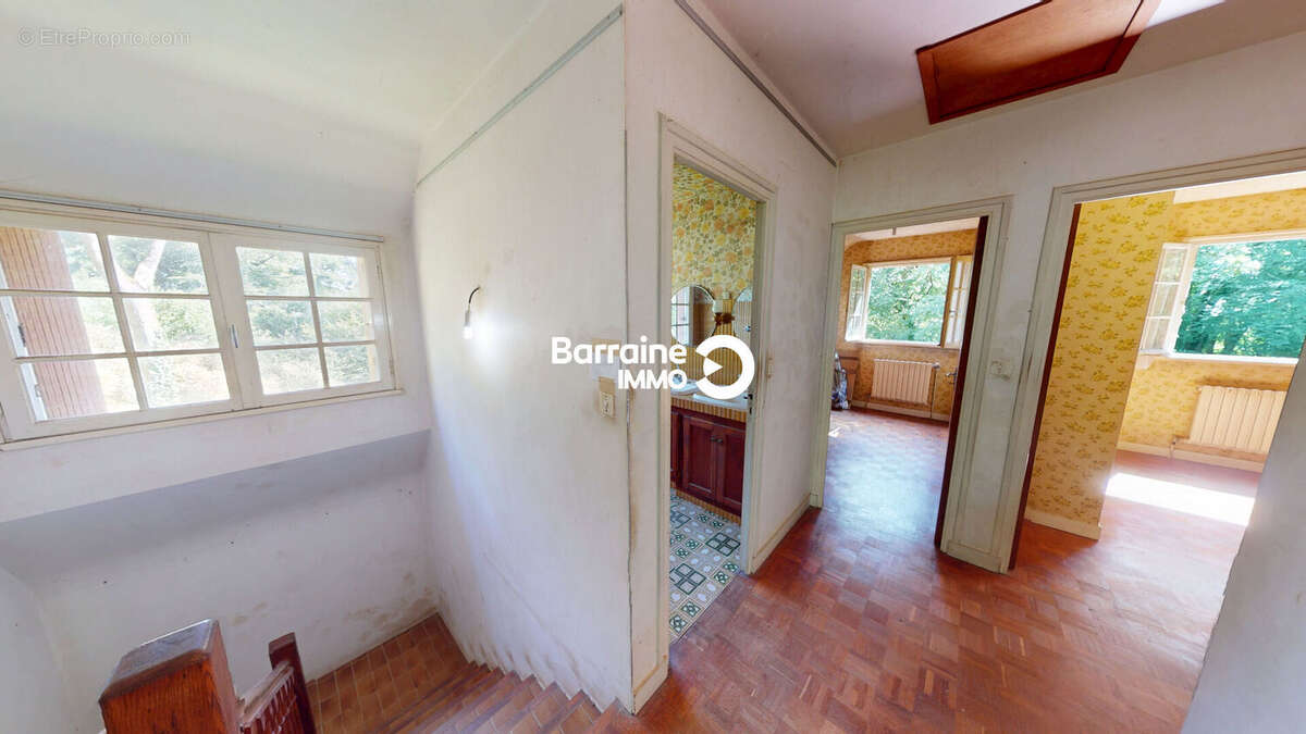 A vendre   plouzane  maison independante t7  sur 3170 m²  de terrain - photo 4