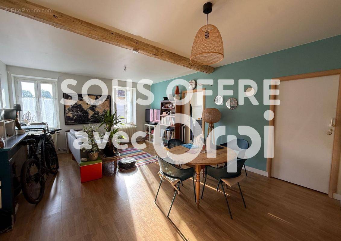 Appartement à FONTAINES-SUR-SAONE