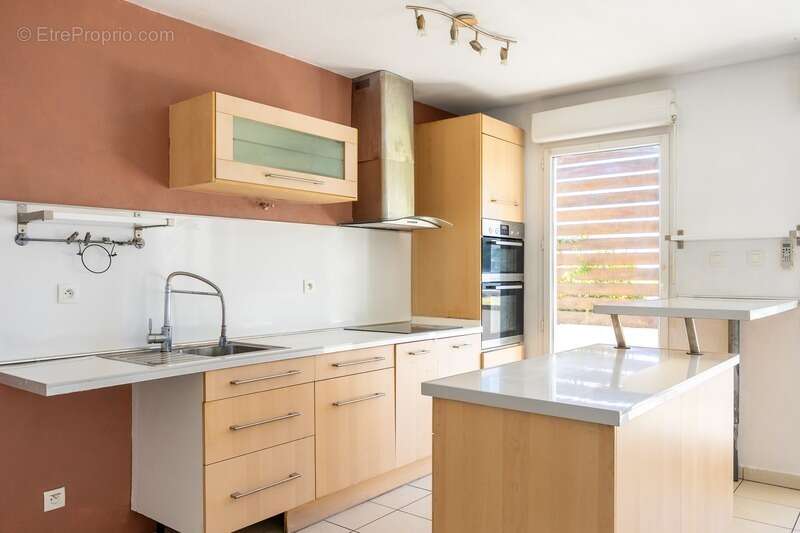 Appartement à MARSEILLE-14E