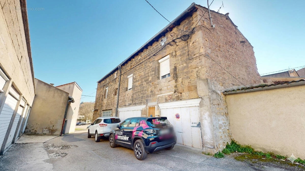 Appartement à LA RICAMARIE