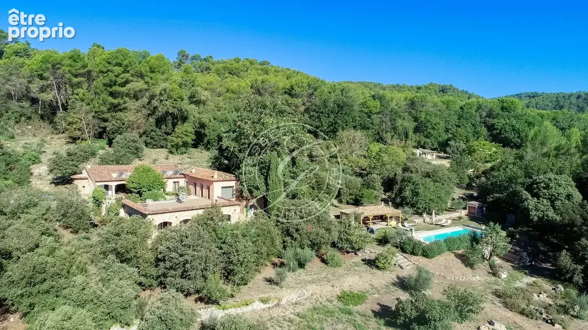 Photo Maison à Salernes au prix de 1 150 000€