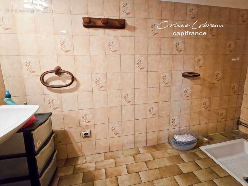 Maison à CRECHES-SUR-SAONE