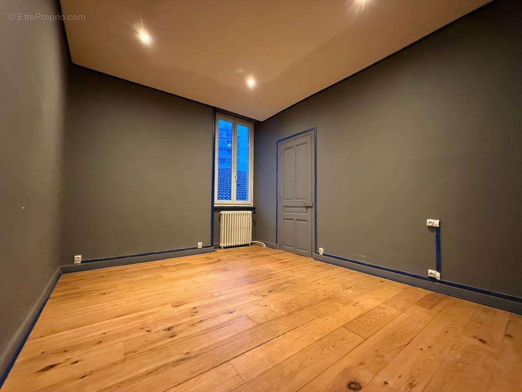 Appartement à AUBENAS