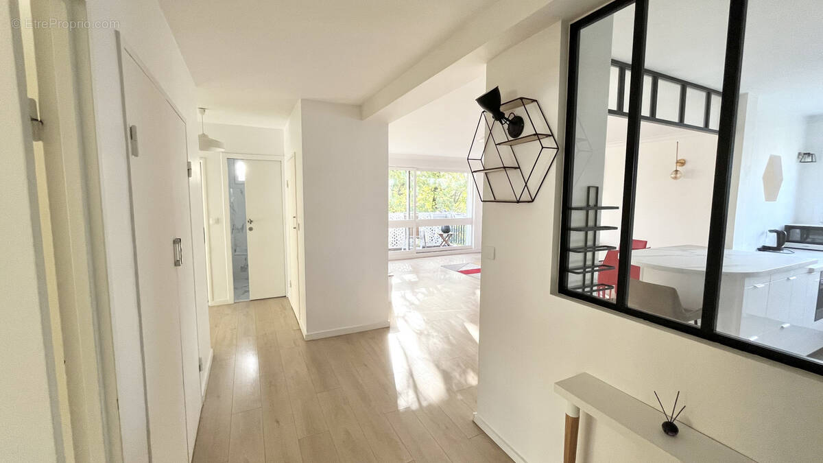 Appartement à ENGHIEN-LES-BAINS