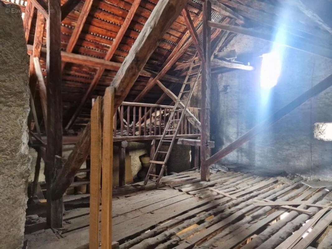 Photo 9 - Maison à VILLAR-SAINT-PANCRACE