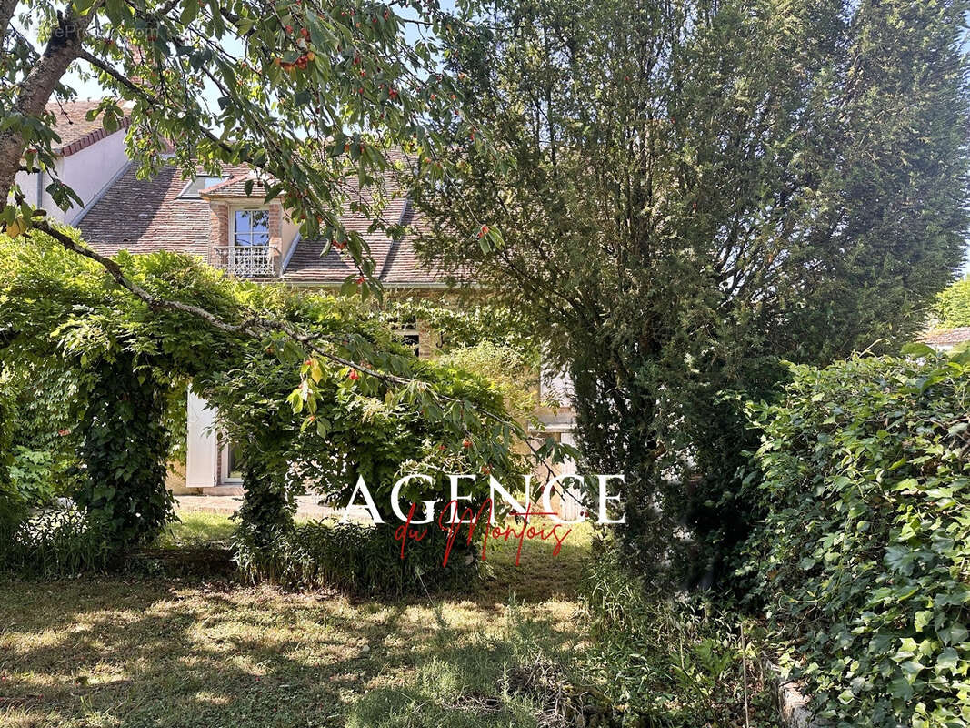 Maison à DONNEMARIE-DONTILLY