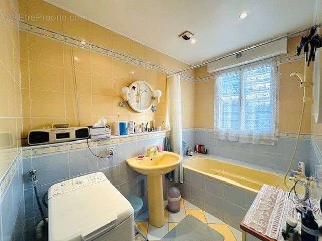 Appartement à LE RAINCY