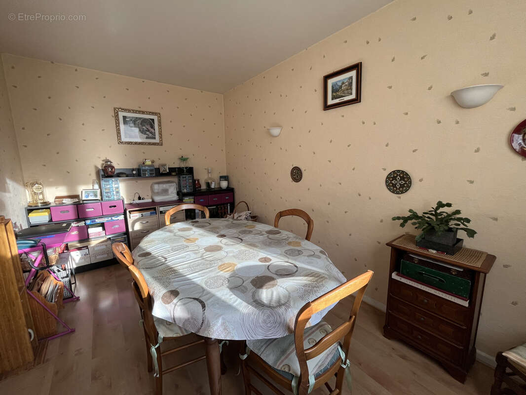 Ezanville - proche commodites - photo 3