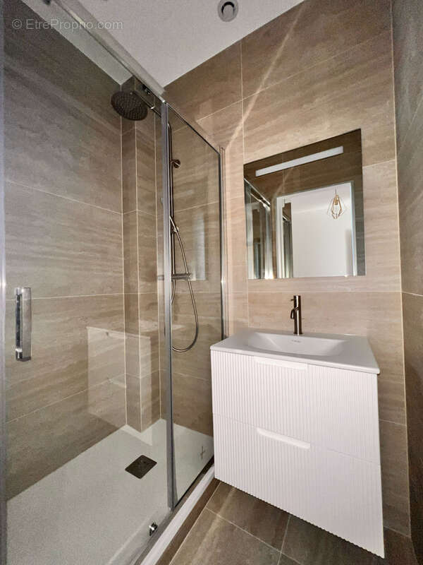 Appartement à MANDELIEU-LA-NAPOULE