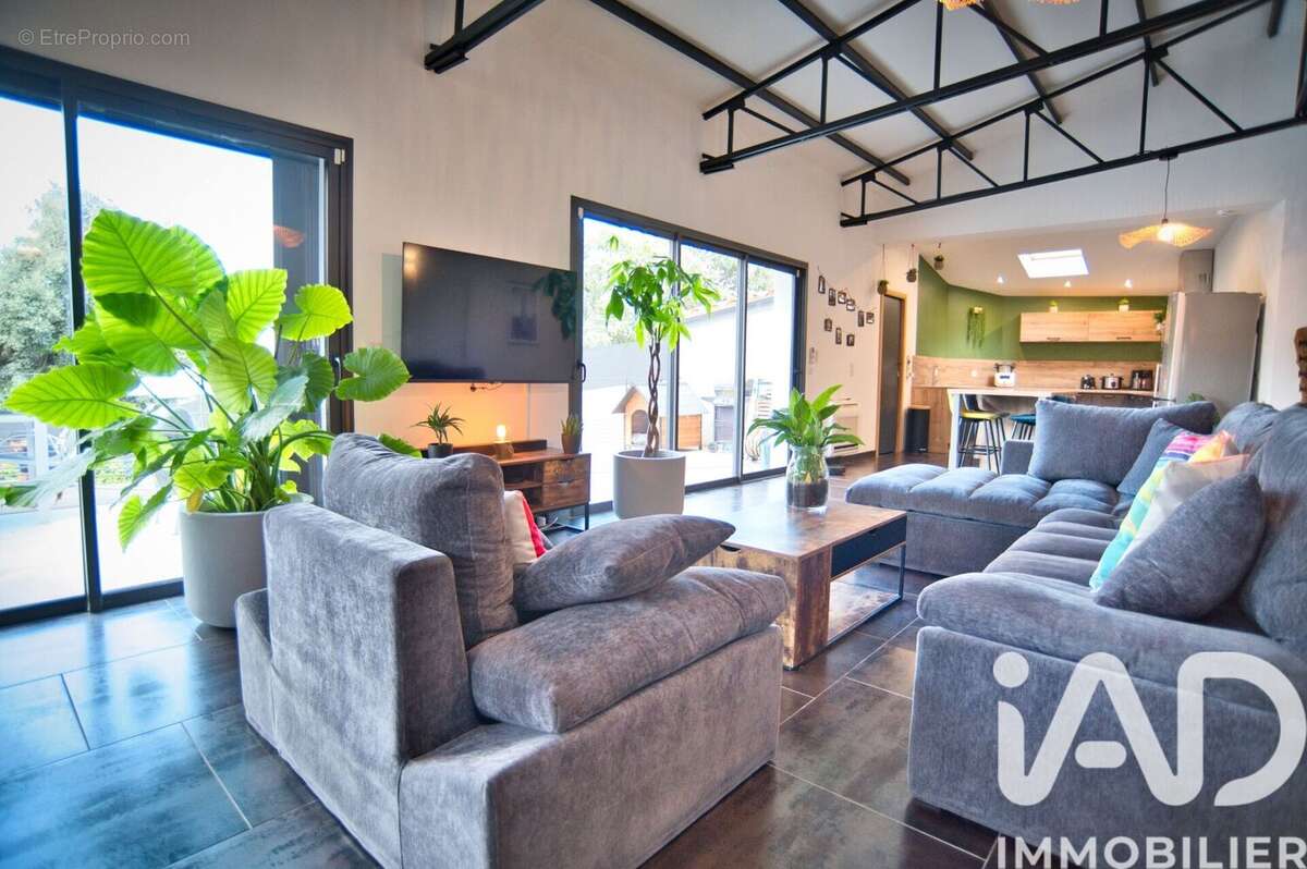 Photo 7 - Maison à MILHAUD