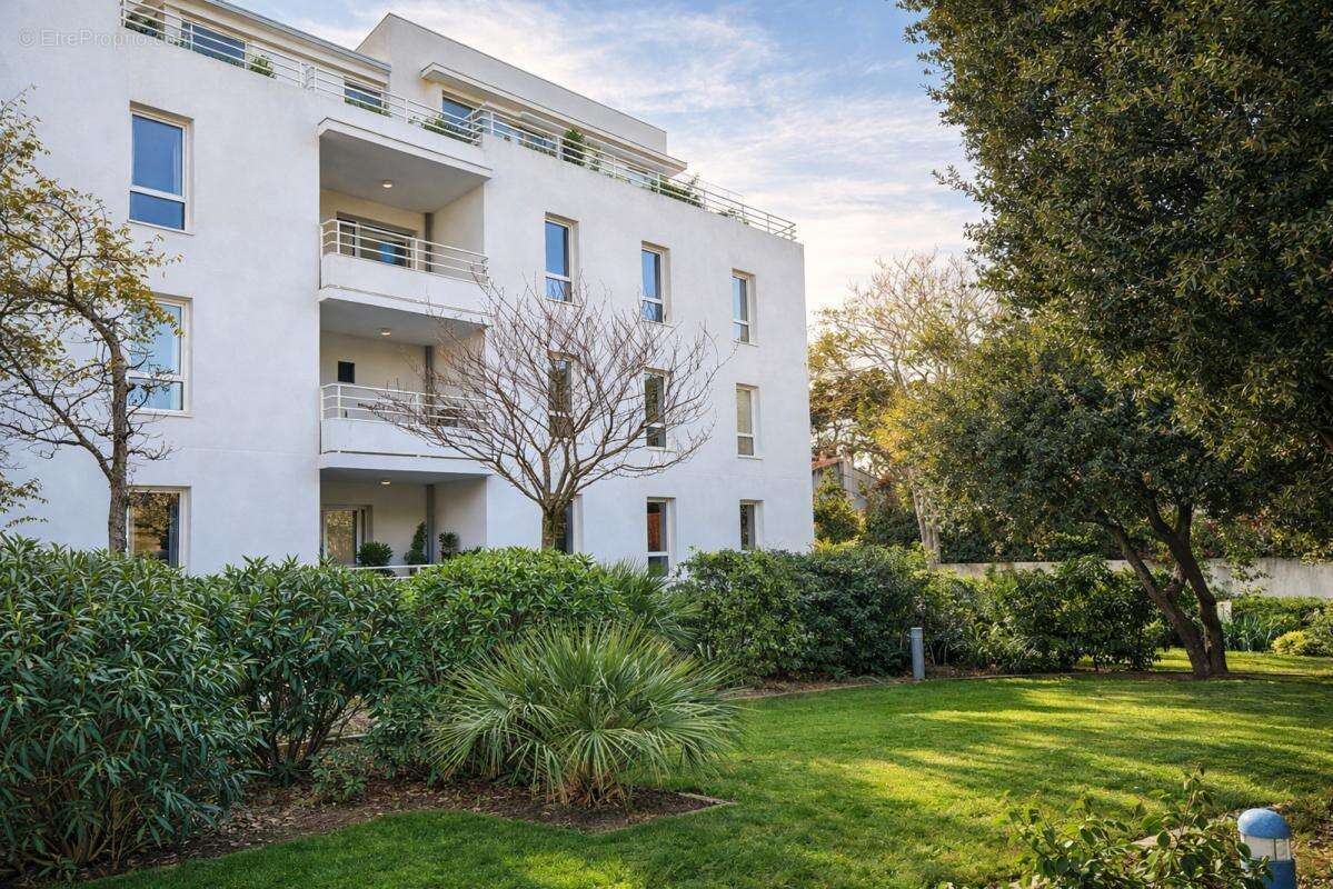 Appartement à MARSEILLE-8E