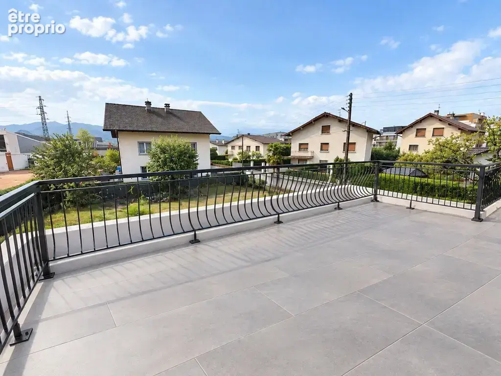 Appartement T4 entièrement rénové avec terrasse - photo 7