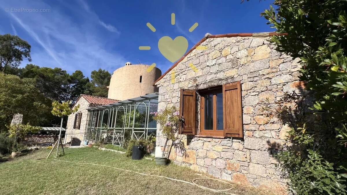 Maison à CALLAS