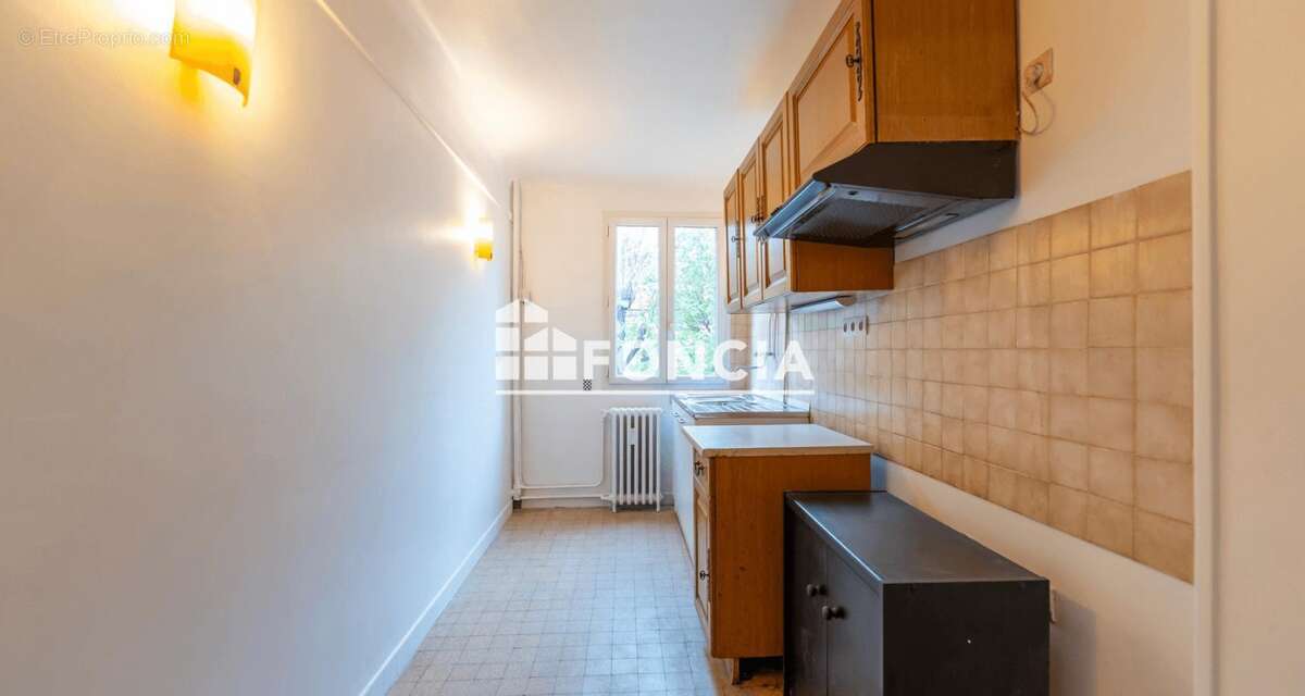 Appartement à COLOMBES