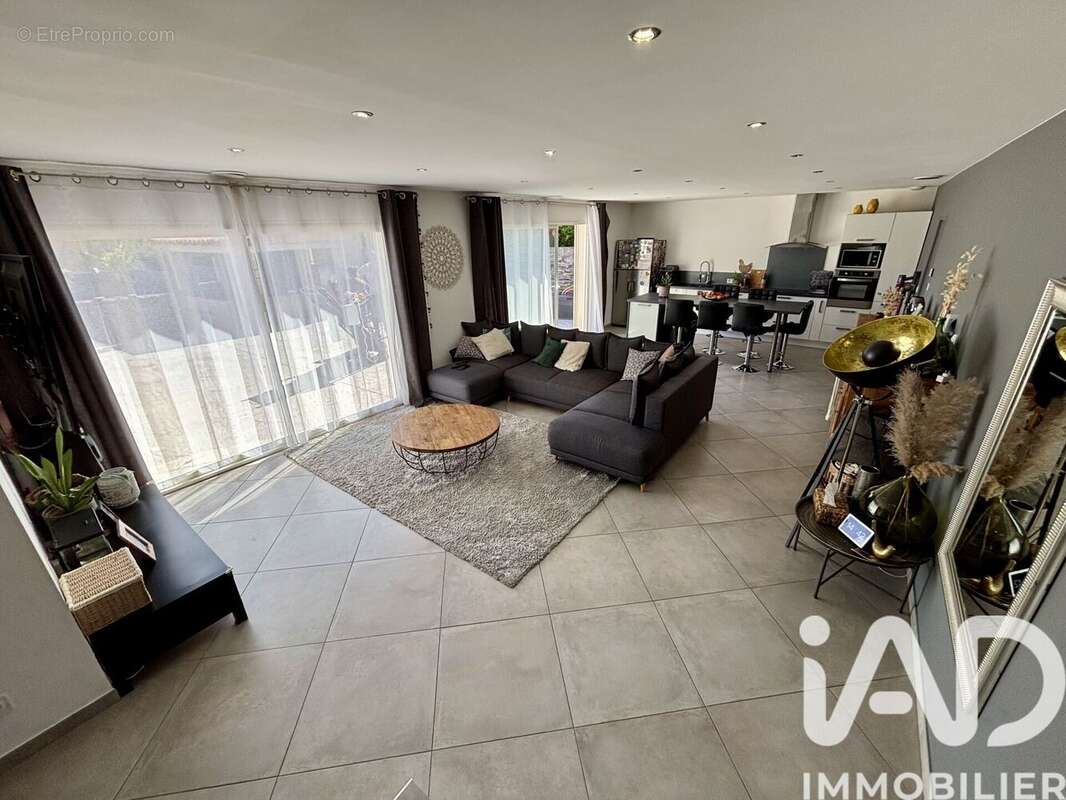 Maison 119 m² à Causses-Et-Veyran  - photo 6