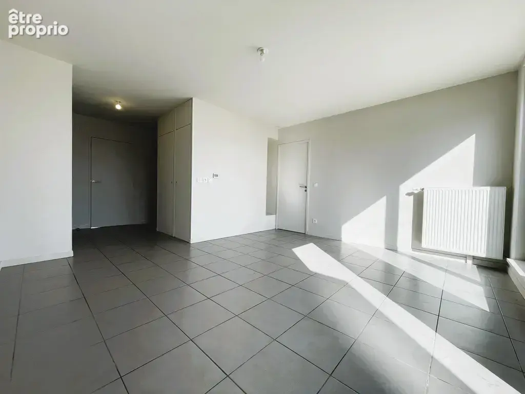 Appartement T3 terrasse et garage - photo 11