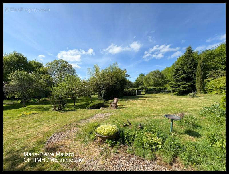 Maison à BOURGANEUF